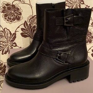 NEVER WORN BOTKIER GENUINE LEATHER BOOTS!